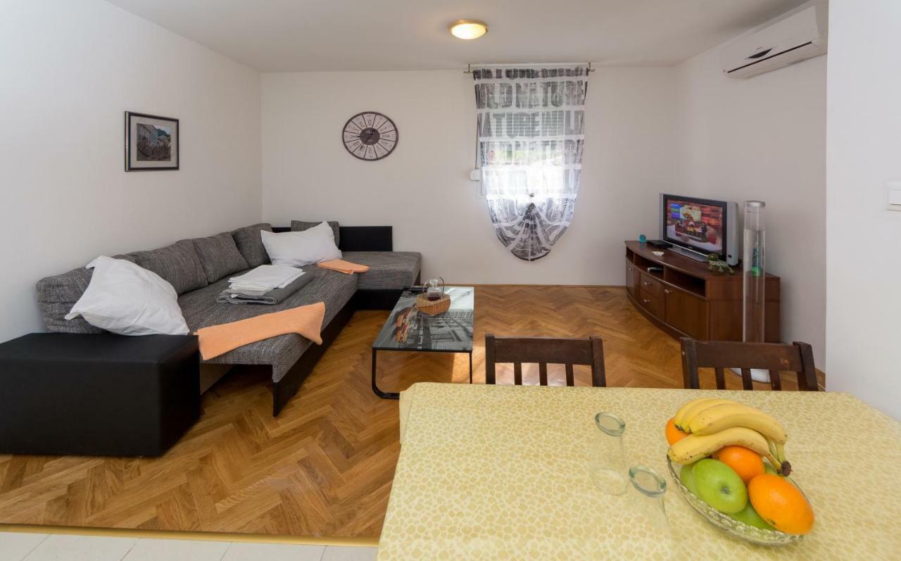 Breki Apartman Podstrana Kültér fotó
